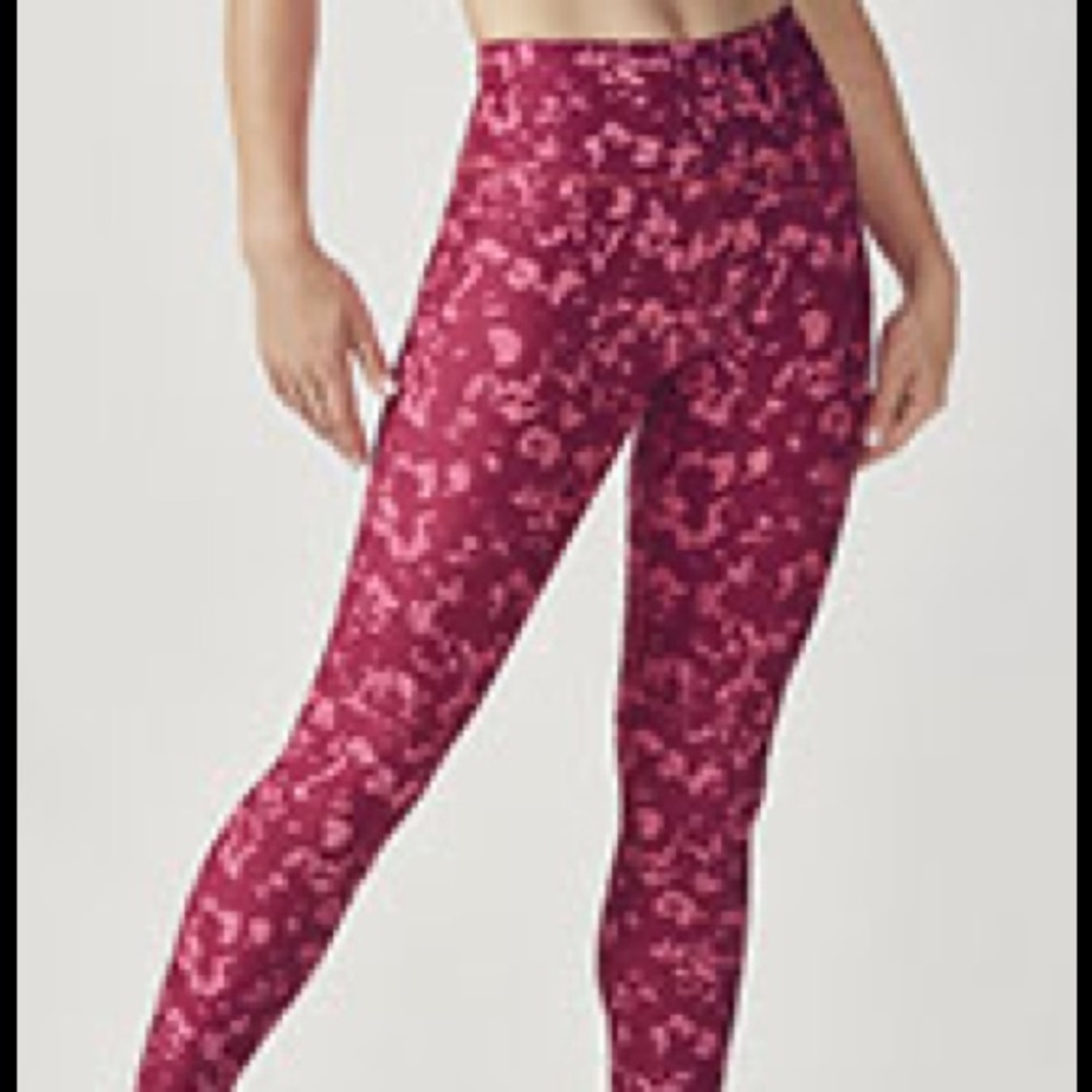 Fabletics High-Waisted Powerhold M/Short